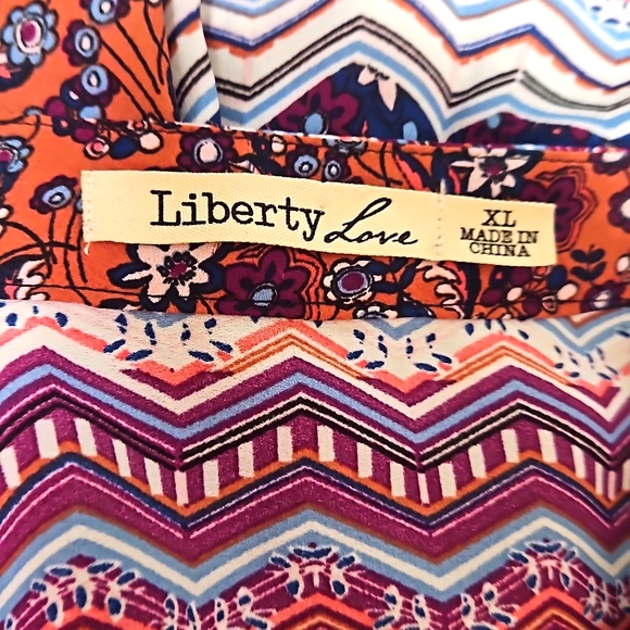Liberty Love Boho Top - Picture 4 of 5